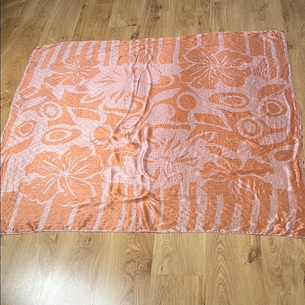 Giorgio Armani 54โ Square 100% Silk Salmon Peach Cream Shawl Scarf